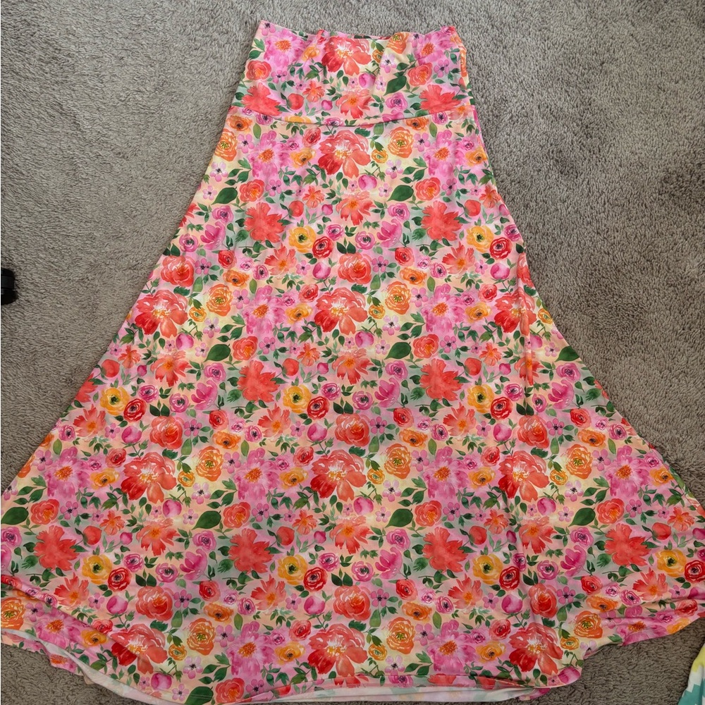 NWOT Lularoe floral maxi skirt